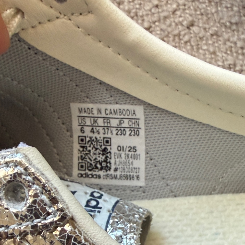 adidas Silver Crackle Metallic & Navy SL72 - Picture 6 of 7
